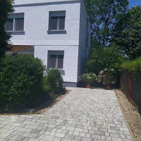 Jegenye Vendeghaz * Balatonfured